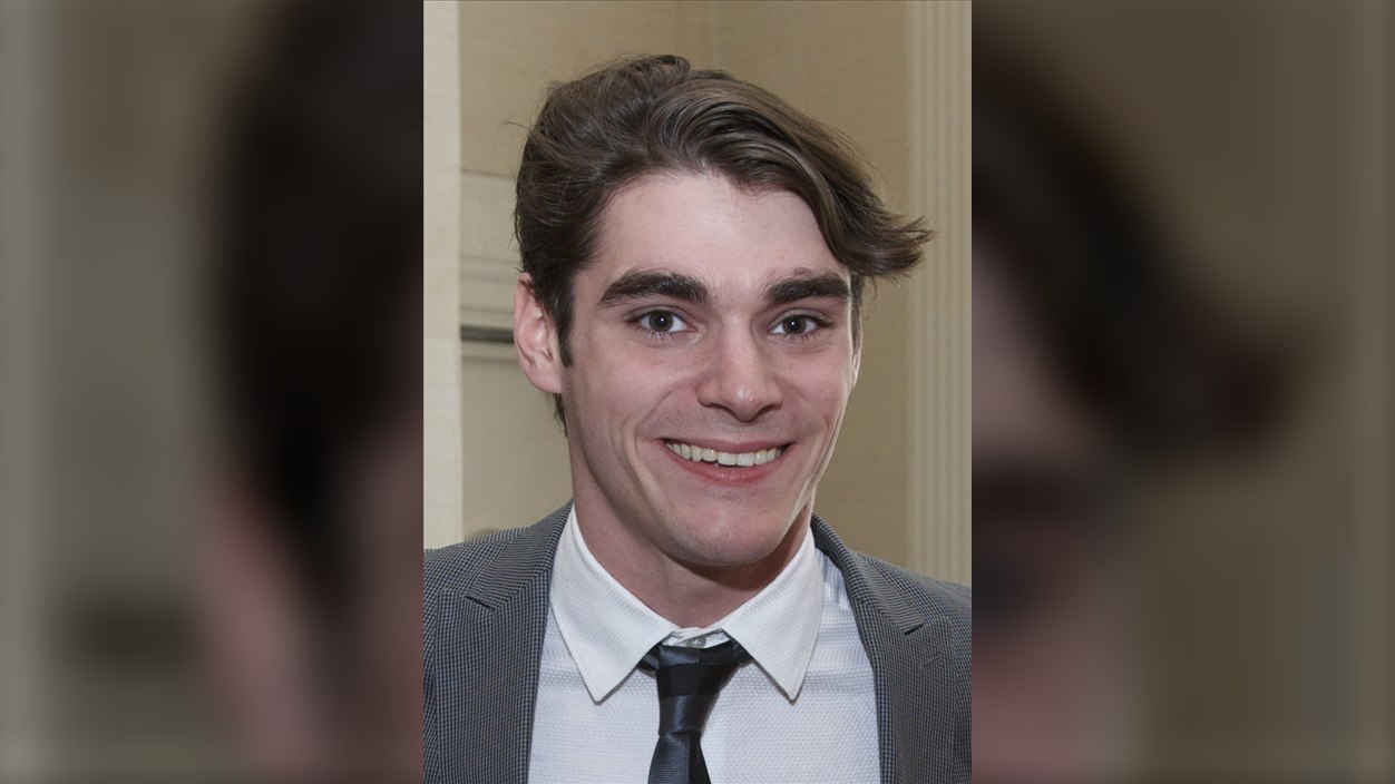 Breaking Bad'in Walter White Jr.'ı RJ Mitte 34 Yaşında Hayatını Kaybetti