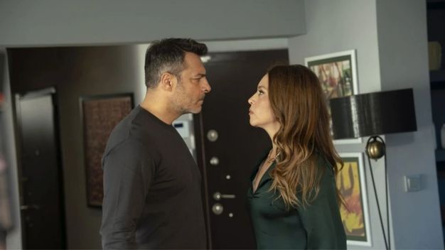 Kızılcık Şerbeti'nde Şaşırtan Bir Ayrılık Daha Gündeme Geldi! Diziye Veda Eden Kim?