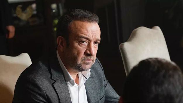 Şener Savaş Eşref Rüya'ya Veda Mı Ediyor?
